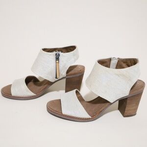 TOMS Women's Cream Wedge Sandals Size 7